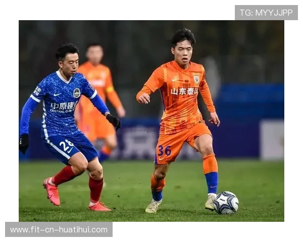 河南队高位断球后形成快速推进，几乎破门