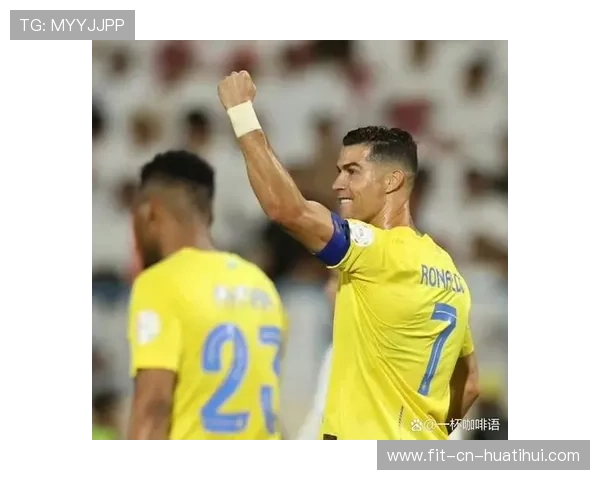 利雅得胜利反抢后进攻，C罗迅速起脚